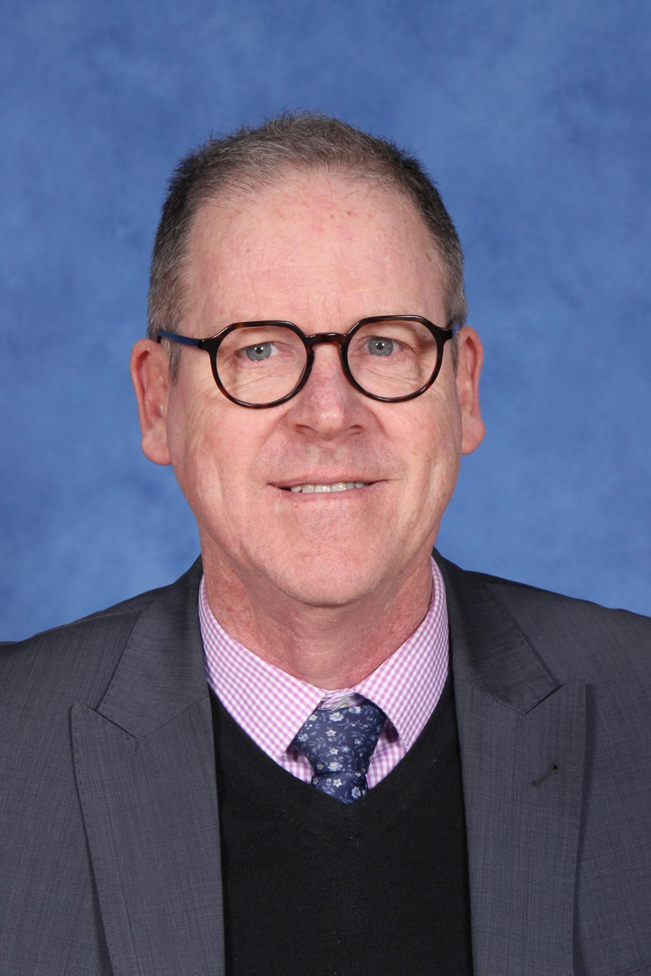 Scully Nick Staff