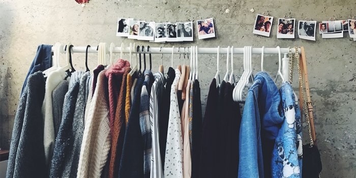 T We clothes market 700x350 c center